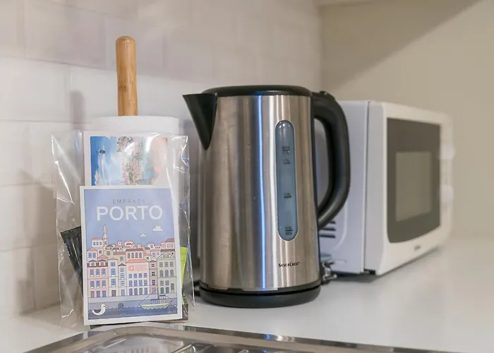 Guestready - Modern Porto's Retreat דירה פורטו